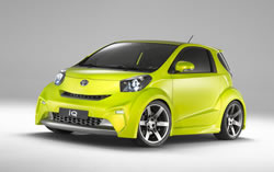 toyota_iq_sports_1.jpg