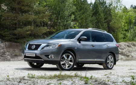 Nissan Pathfinder SUV